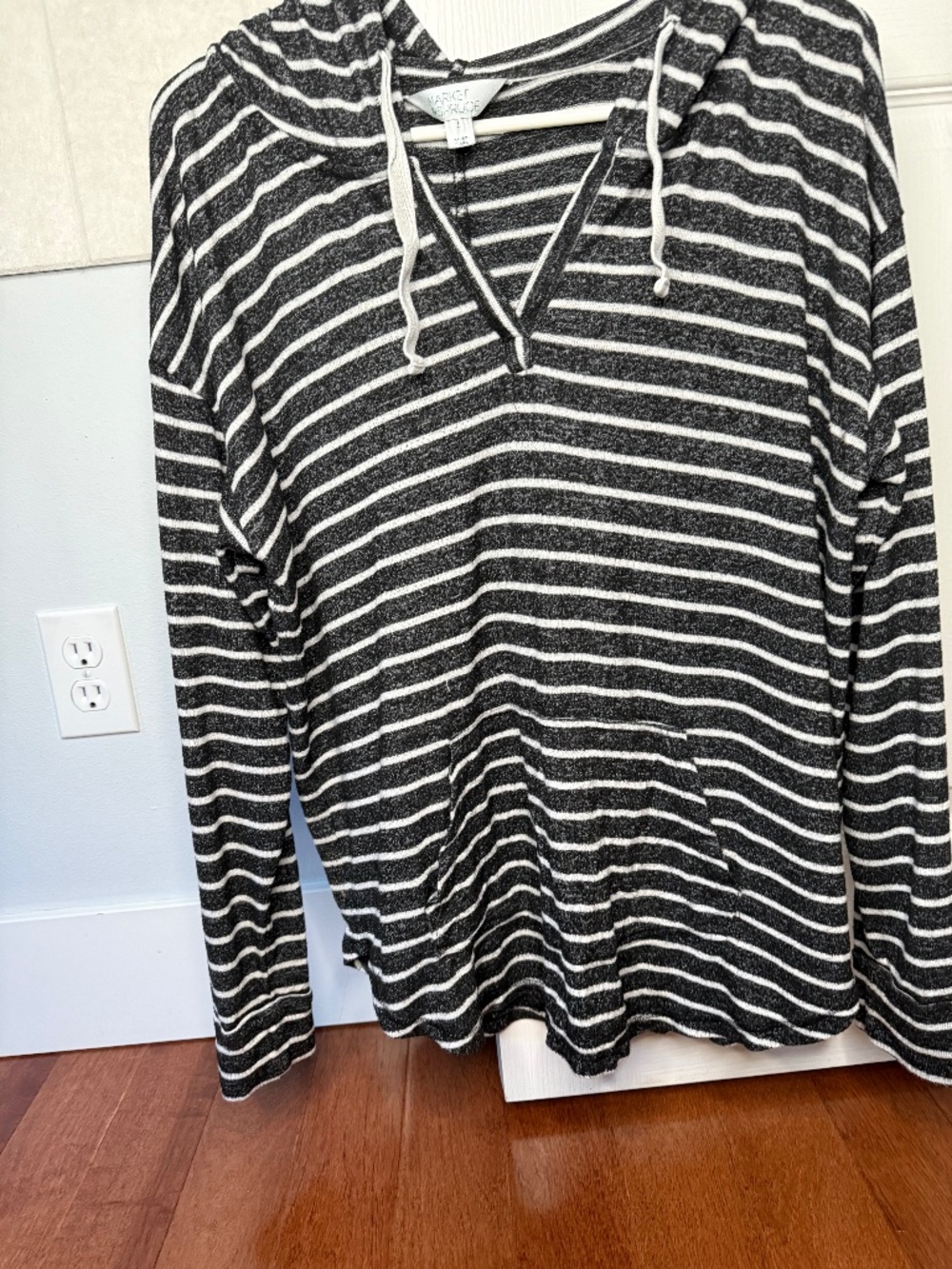 Market & Spruce Charcoal & White Striped Hooded Pullover Top Size L